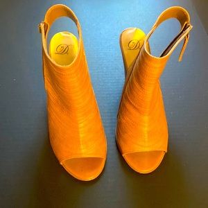 Tan block heel sandal